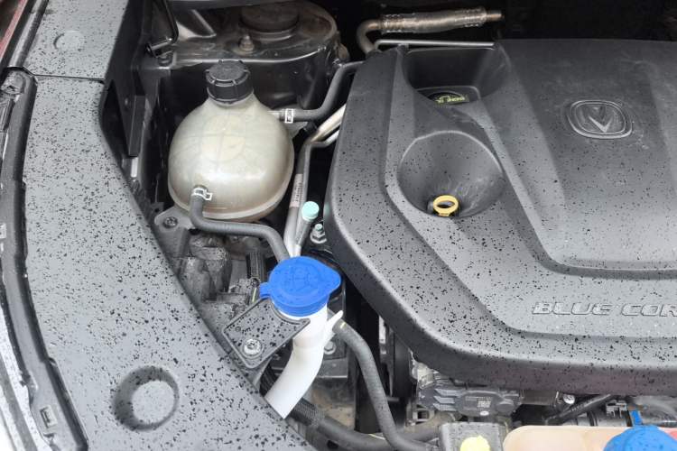 Used CHANGAN CS55PLUS 2022 2nd Generation 1.5T DCT Navigation Edition Engine Bay Right