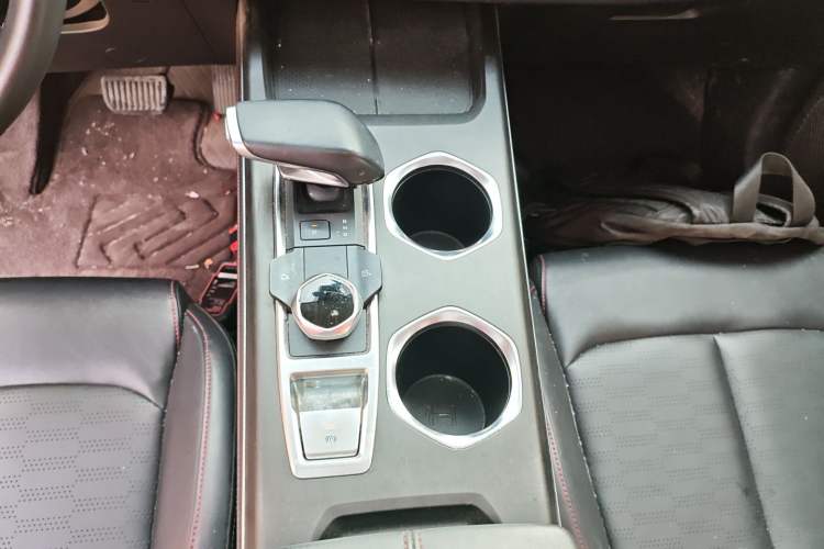 Used CHANGAN CS55PLUS 2022 2nd Generation 1.5T DCT Prestige Version Gear Lever