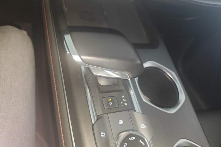 Used CHANGAN CS55PLUS 2022 2nd Generation 1.5T DCT Navigation Edition Gear Lever