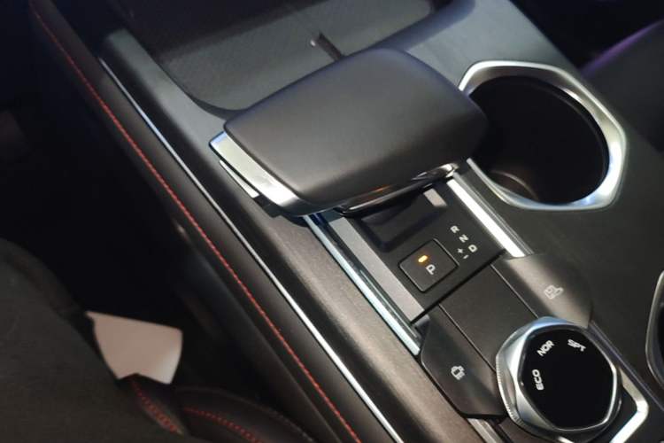 Used CHANGAN CS55PLUS 2022 2nd Generation 1.5T DCT Prestige Version Gear Lever