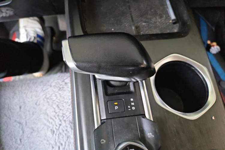 Used CHANGAN CS55PLUS 2022 2nd Generation 1.5T DCT Prestige Version Gear Lever
