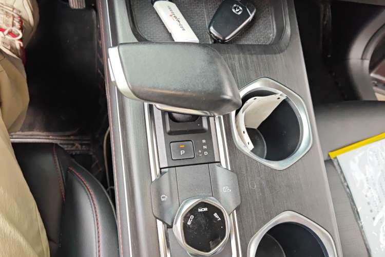 Used CHANGAN CS55PLUS 2022 2nd Generation 1.5T DCT Prestige Version Gear Lever