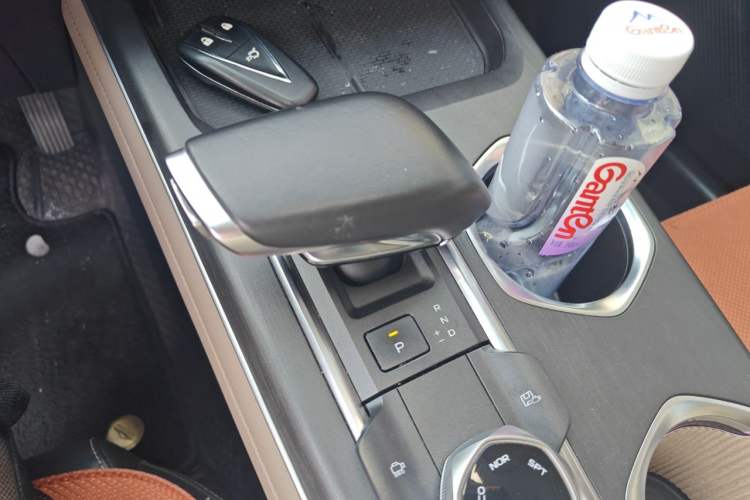 Used CHANGAN CS55PLUS 2022 2nd Generation 1.5T DCT Prestige Version Gear Lever