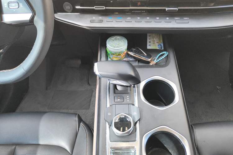 Used CHANGAN CS55PLUS 2022 2nd Generation 1.5T DCT Luxury Version Gear Lever