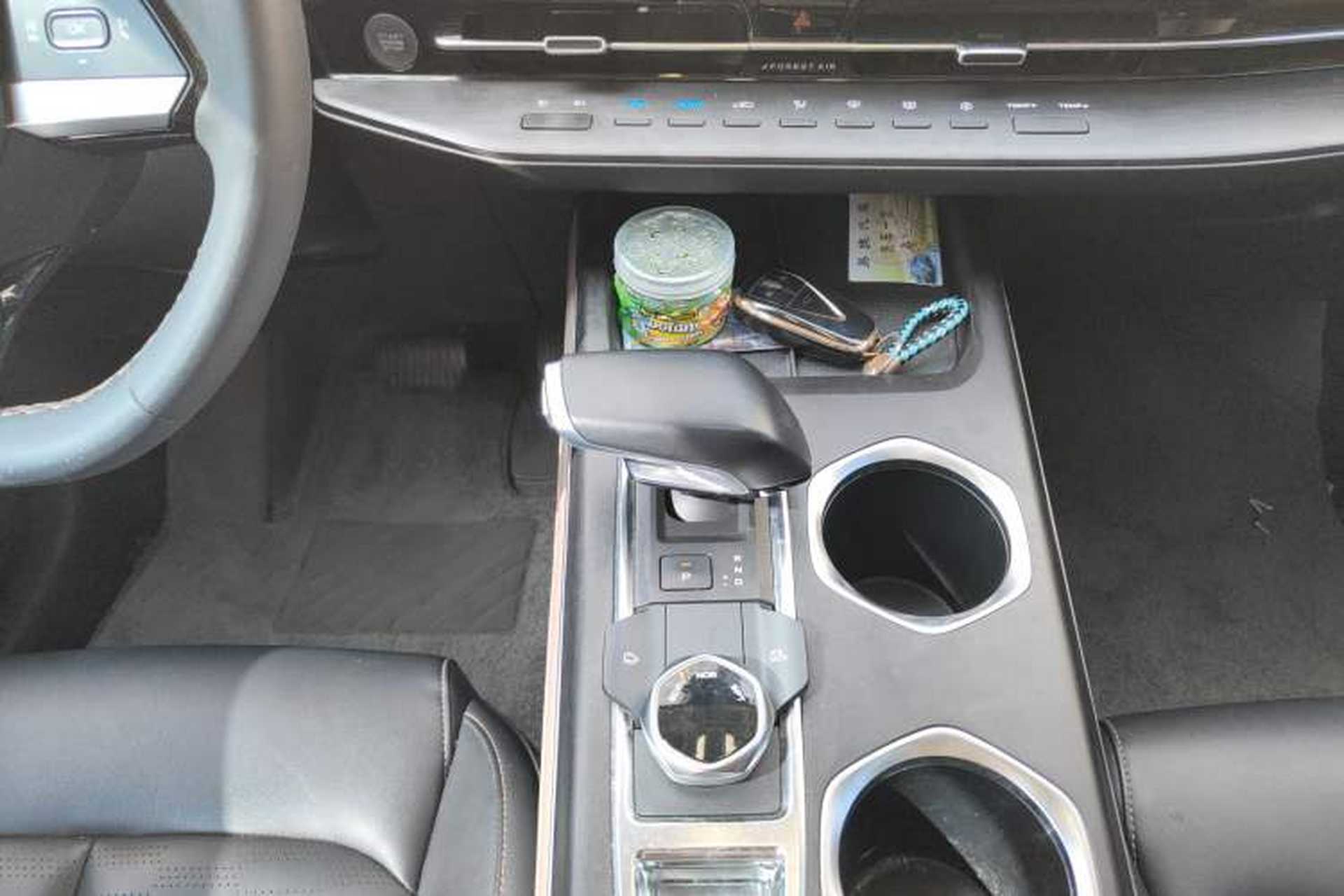 Used CHANGAN CS55PLUS 2022 2nd Generation 1.5T DCT Luxury Version Gear Lever
