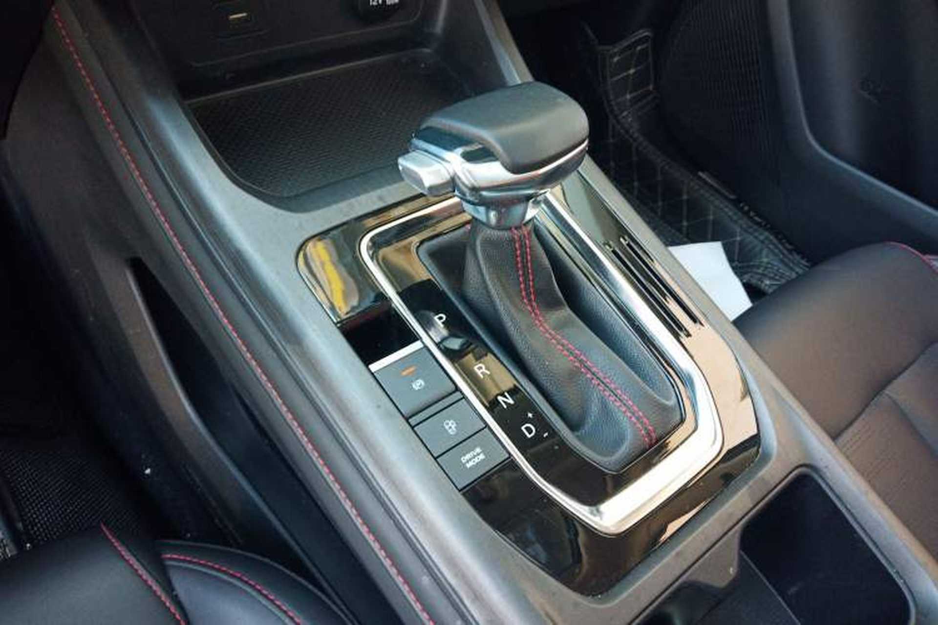 Used CHANGAN CS55PLUS 2022 2nd Generation 1.5T DCT Luxury Version Gear Lever
