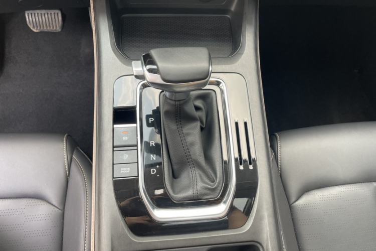 Used CHANGAN CS55PLUS 2022 2nd Generation 1.5T DCT Luxury Version Gear Lever