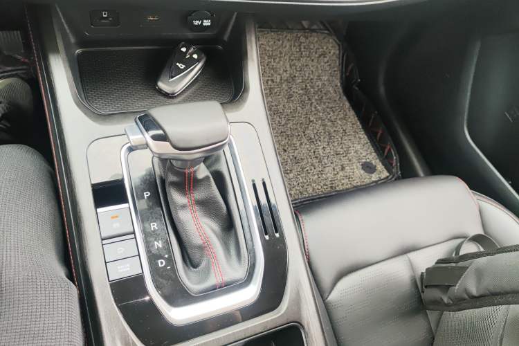 Used CHANGAN CS55PLUS 2022 2nd Generation 1.5T DCT Excellence Edition Gear Lever