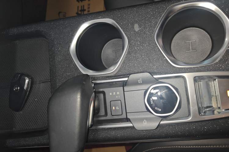 Used CHANGAN CS55PLUS 2022 2nd Generation 1.5T DCT Prestige Version Gear Lever