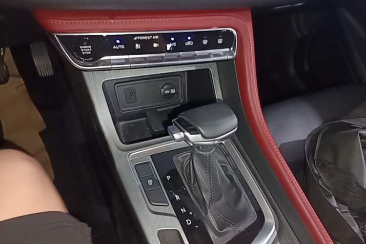 Used CHANGAN CS55PLUS 2022 Blue Whale Edition 1.5T DCT Luxury Model Gear Lever
