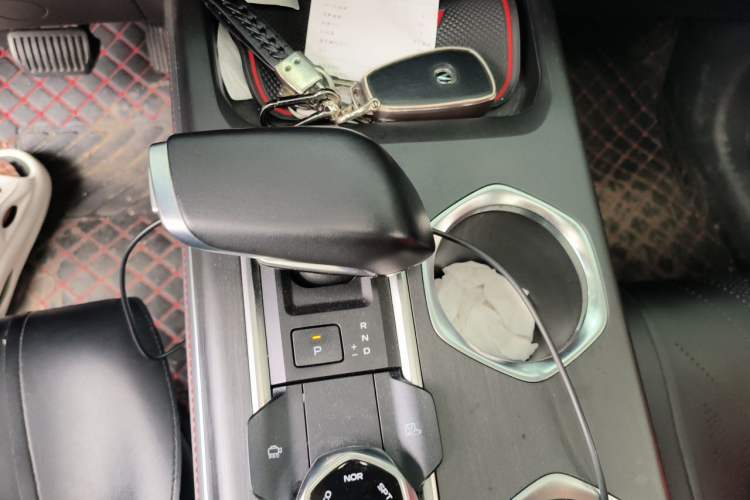Used CHANGAN CS55PLUS 2022 2nd Generation 1.5T DCT Luxury Version Gear Lever