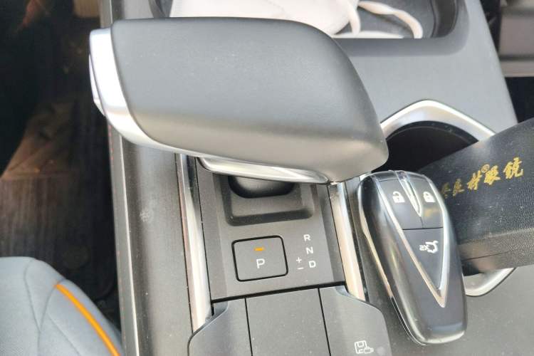 Used CHANGAN CS55PLUS 2022 2nd Generation 1.5T DCT Prestige Version Gear Lever