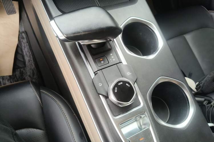 Used CHANGAN CS55PLUS 2022 2nd Generation 1.5T DCT Prestige Version Gear Lever