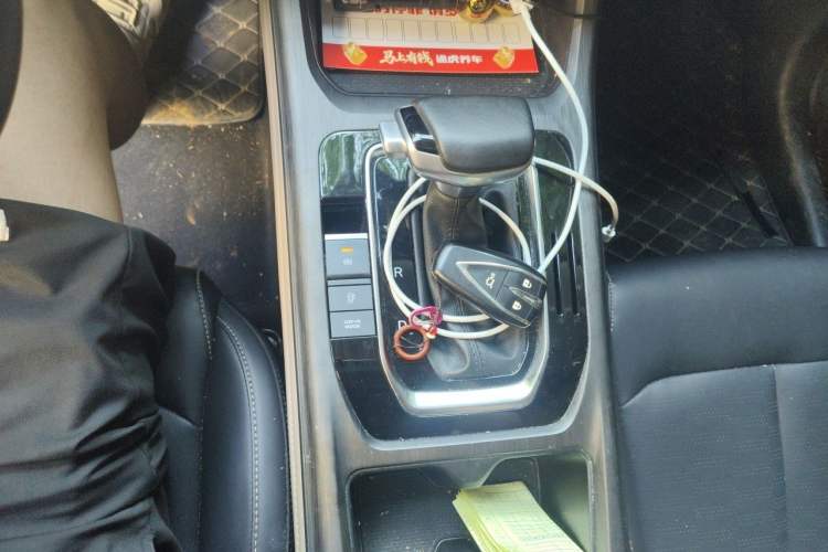 Used CHANGAN CS55PLUS 2022 2nd Generation 1.5T DCT Luxury Version Gear Lever