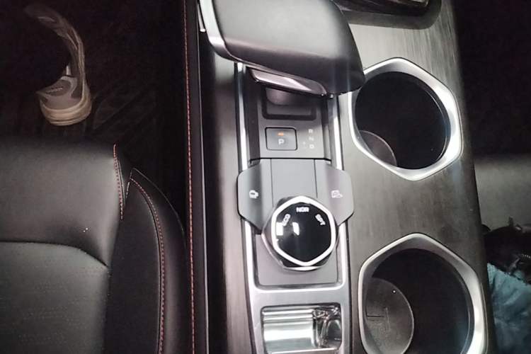 Used CHANGAN CS55PLUS 2022 2nd Generation 1.5T DCT Prestige Version Gear Lever