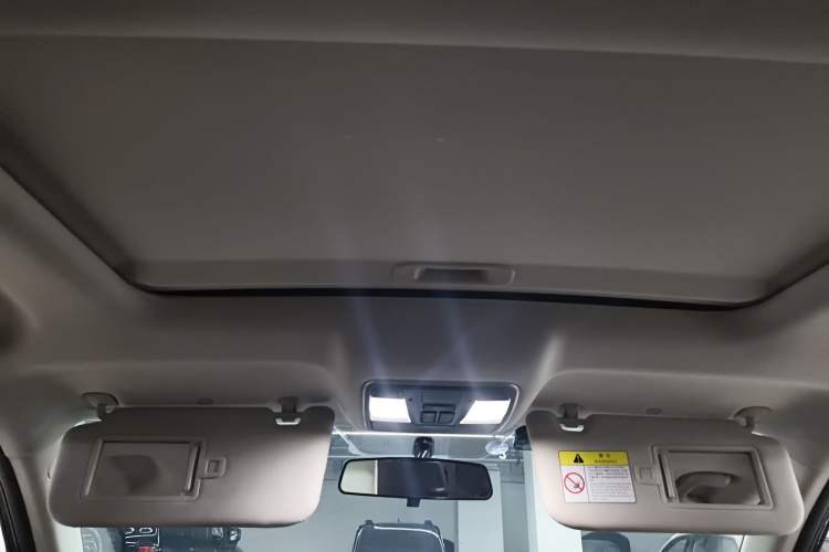 Used CHANGAN CS55PLUS 2022 Blue Whale Edition 1.5T DCT Luxury Model Headliner