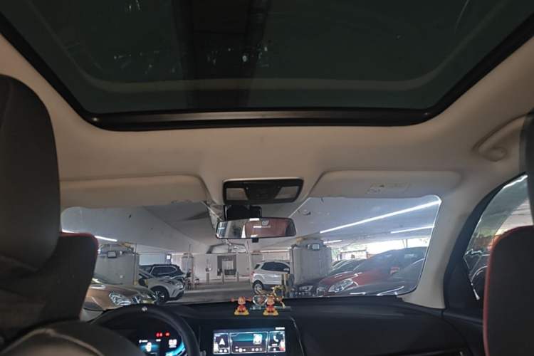 Used CHANGAN CS55PLUS 2022 Blue Whale Edition 1.5T DCT Prestige Model Headliner