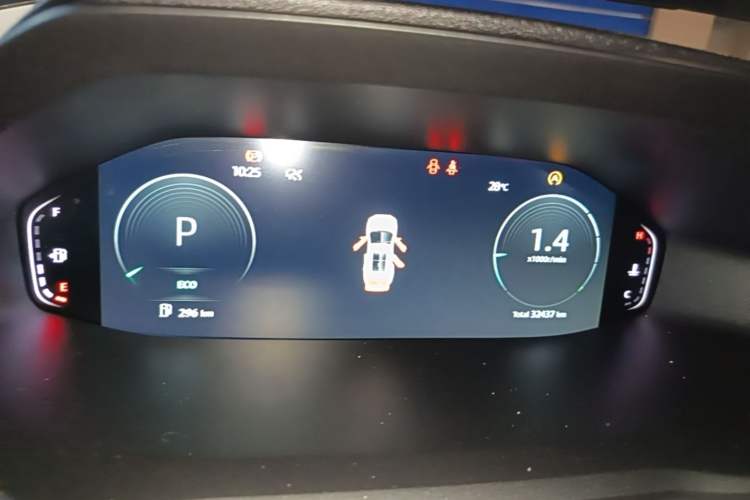 Used CHANGAN CS55PLUS 2022 2nd Generation 1.5T DCT Navigation Edition Instrument Cluster