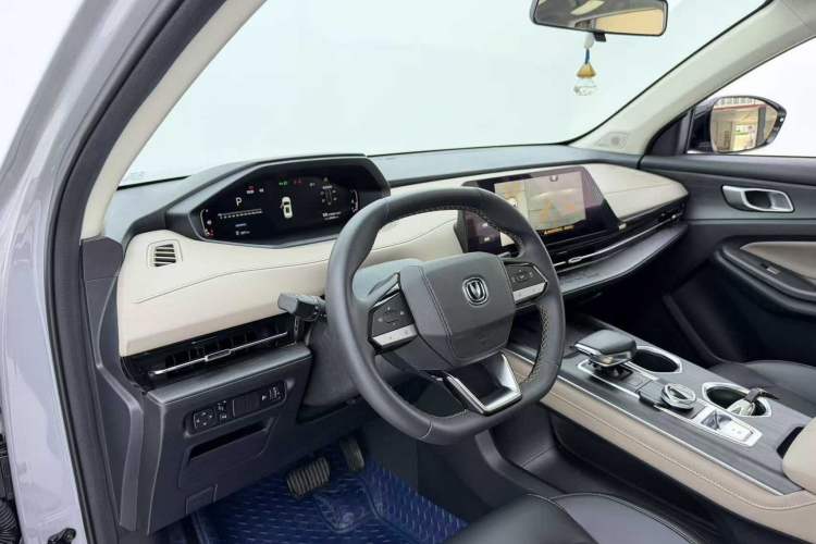 Used CHANGAN CS55PLUS 2022 2nd Generation 1.5T DCT Prestige Version Interior 3