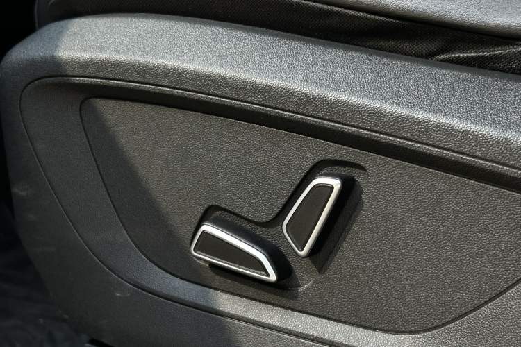 Used CHANGAN CS55PLUS 2022 2nd Generation 1.5T DCT Prestige Version Interior 8
