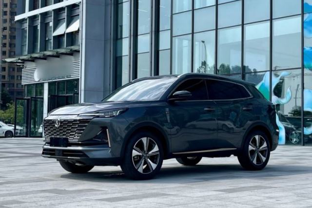 CHANGAN CS55PLUS 2022 2nd Generation 1.5T DCT Excellence Edition مستعملة