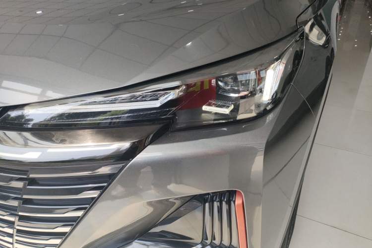 Used CHANGAN CS55PLUS 2022 2nd Generation 1.5T DCT Navigation Edition Left Front Headlight