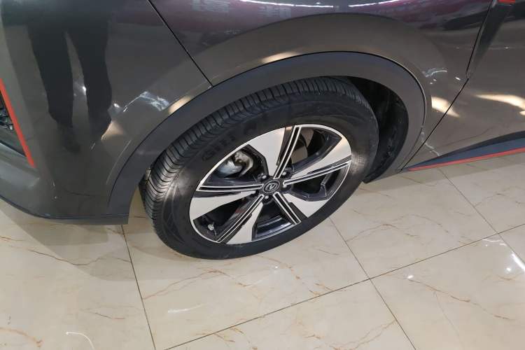 Used CHANGAN CS55PLUS 2022 2nd Generation 1.5T DCT Prestige Version Left Front Wheel Hub