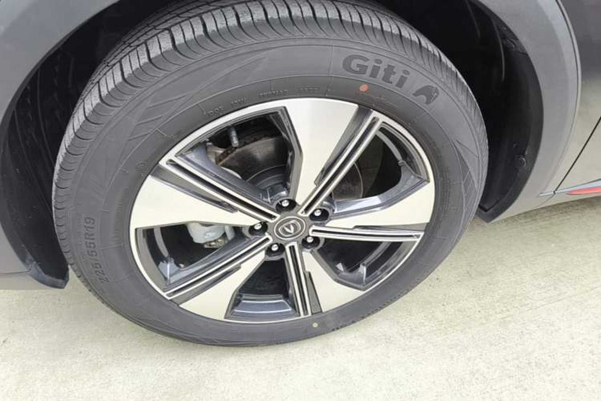 Used CHANGAN CS55PLUS 2022 2nd Generation 1.5T DCT Prestige Version Left Front Wheel Hub