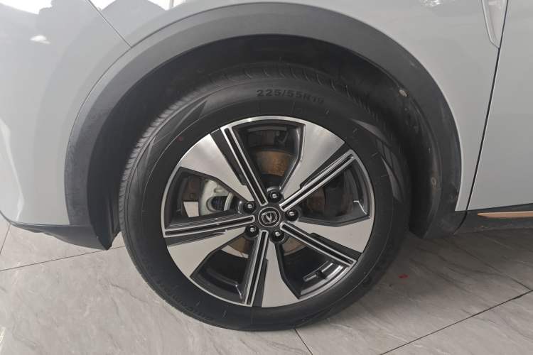Used CHANGAN CS55PLUS 2022 2nd Generation 1.5T DCT Prestige Version Left Front Wheel Hub