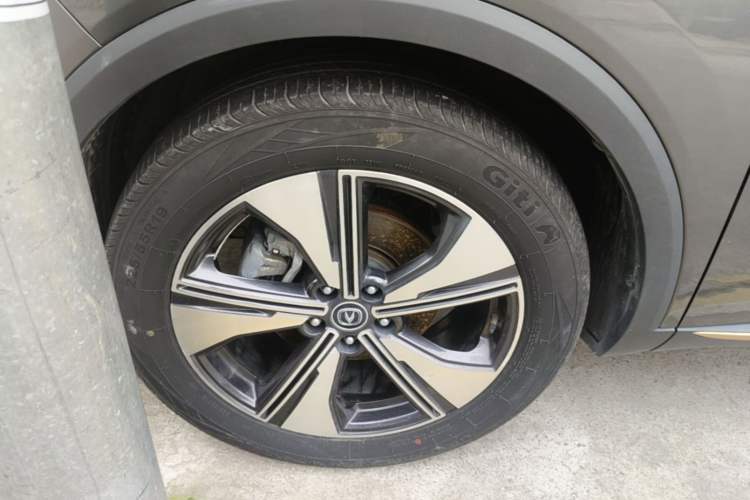 Used CHANGAN CS55PLUS 2022 2nd Generation 1.5T DCT Prestige Version Left Front Wheel Hub
