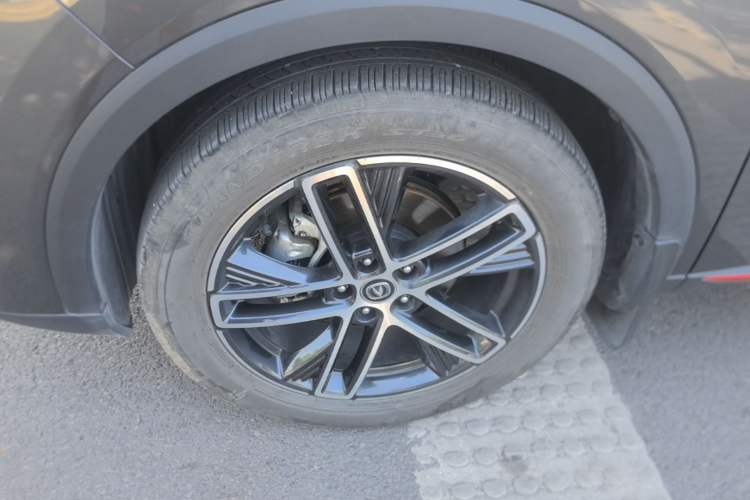 Used CHANGAN CS55PLUS 2022 2nd Generation 1.5T DCT Navigation Edition Left Front Wheel Hub