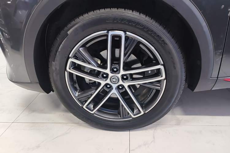 Used CHANGAN CS55PLUS 2022 2nd Generation 1.5T DCT Navigation Edition Left Front Wheel Hub