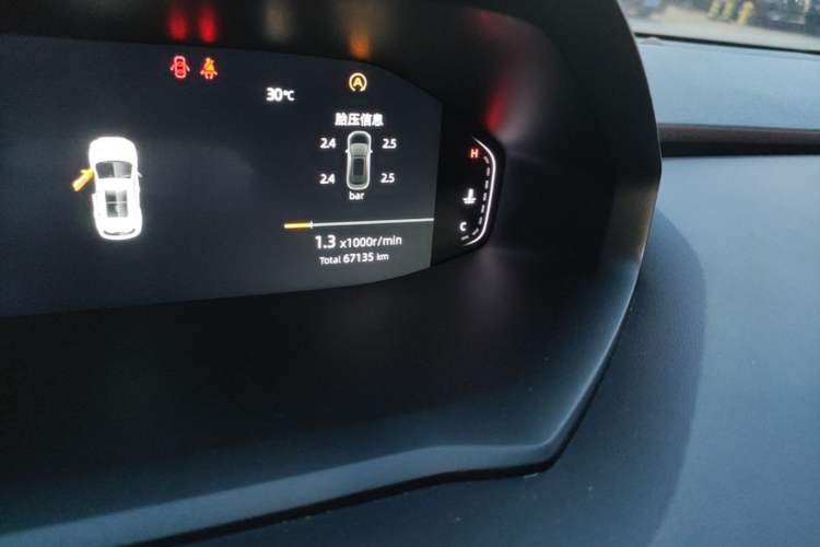 Used CHANGAN CS55PLUS 2022 2nd Generation 1.5T DCT Prestige Version Odometer Close Up