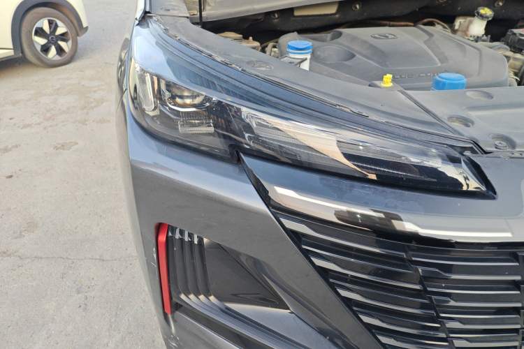 Used CHANGAN CS55PLUS 2022 2nd Generation 1.5T DCT Prestige Version Right Front Headlight