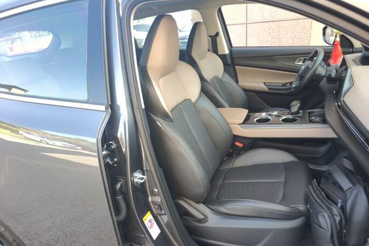 Used CHANGAN CS55PLUS 2022 2nd Generation 1.5T DCT Prestige Version Right Front Seat