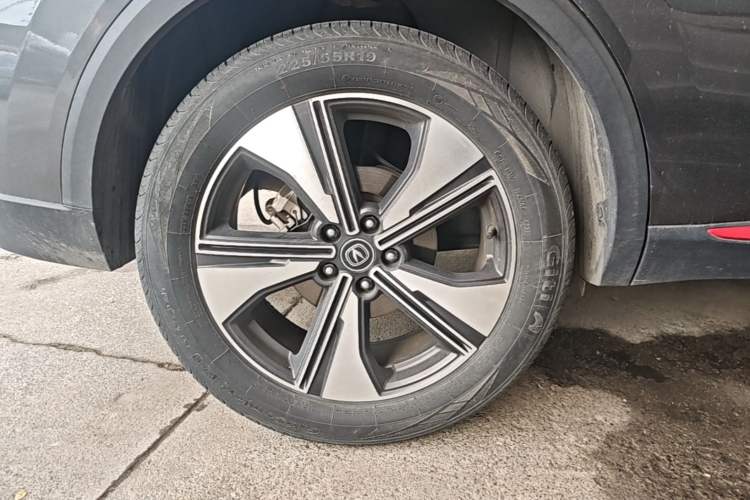 Used CHANGAN CS55PLUS 2022 2nd Generation 1.5T DCT Prestige Version Right Rear Wheel Hub