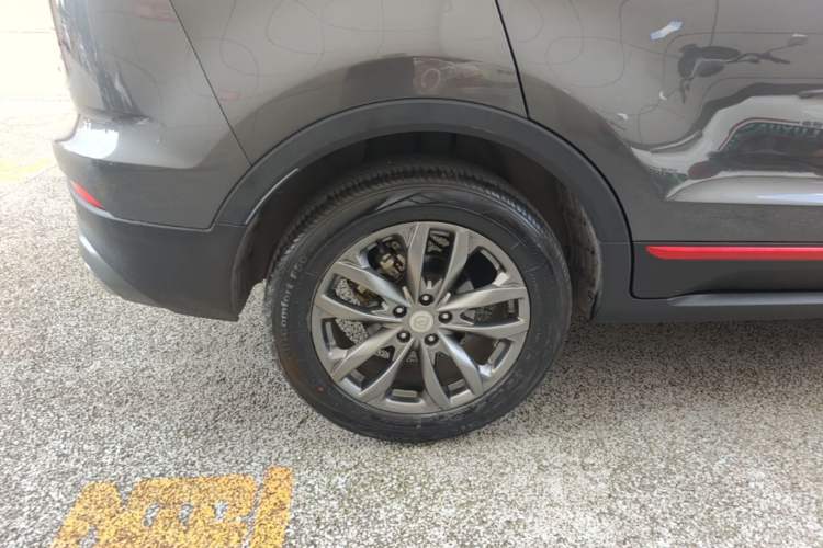Used CHANGAN CS55PLUS 2022 Blue Whale Edition 1.5T DCT Luxury Model Right Rear Wheel Hub