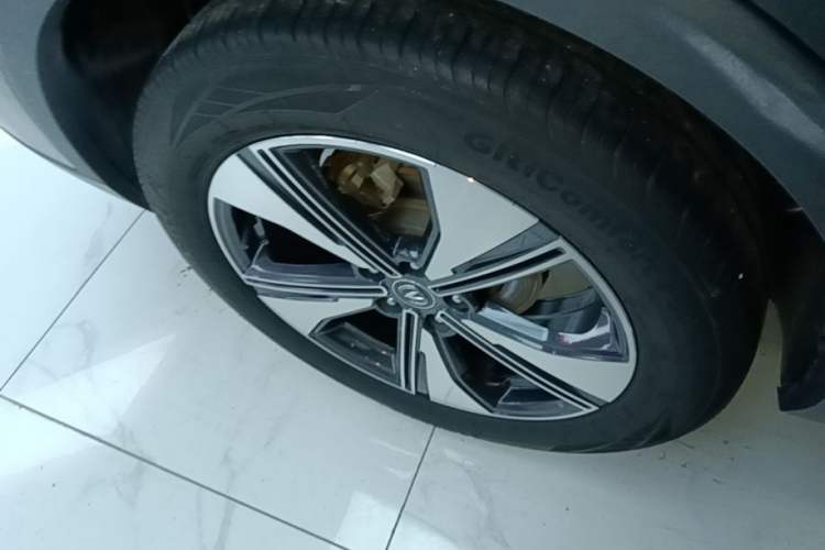 Used CHANGAN CS55PLUS 2022 2nd Generation 1.5T DCT Prestige Version Right Rear Wheel Hub