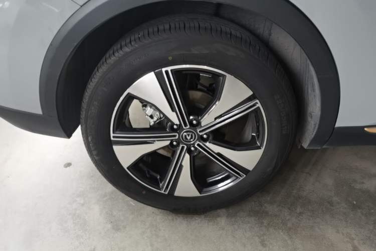 Used CHANGAN CS55PLUS 2022 2nd Generation 1.5T DCT Prestige Version Right Rear Wheel Hub