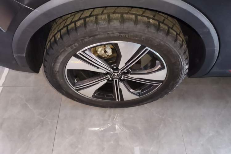 Used CHANGAN CS55PLUS 2022 2nd Generation 1.5T DCT Prestige Version Right Rear Wheel Hub