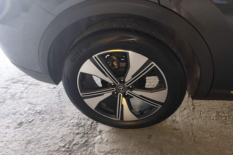 Used CHANGAN CS55PLUS 2022 2nd Generation 1.5T DCT Prestige Version Right Rear Wheel Hub