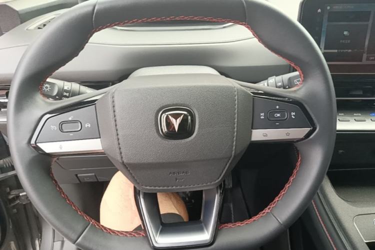 Used CHANGAN CS55PLUS 2022 2nd Generation 1.5T DCT Luxury Version Steering Wheel