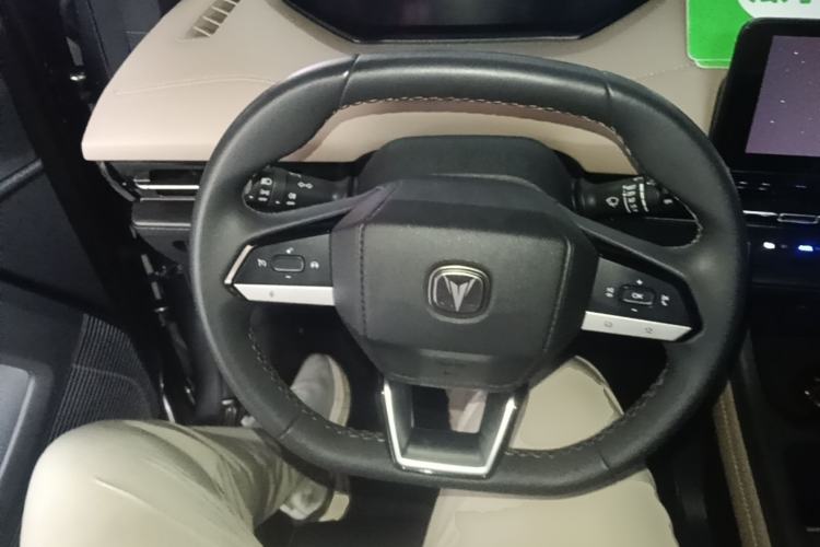 Used CHANGAN CS55PLUS 2022 2nd Generation 1.5T DCT Luxury Version Steering Wheel