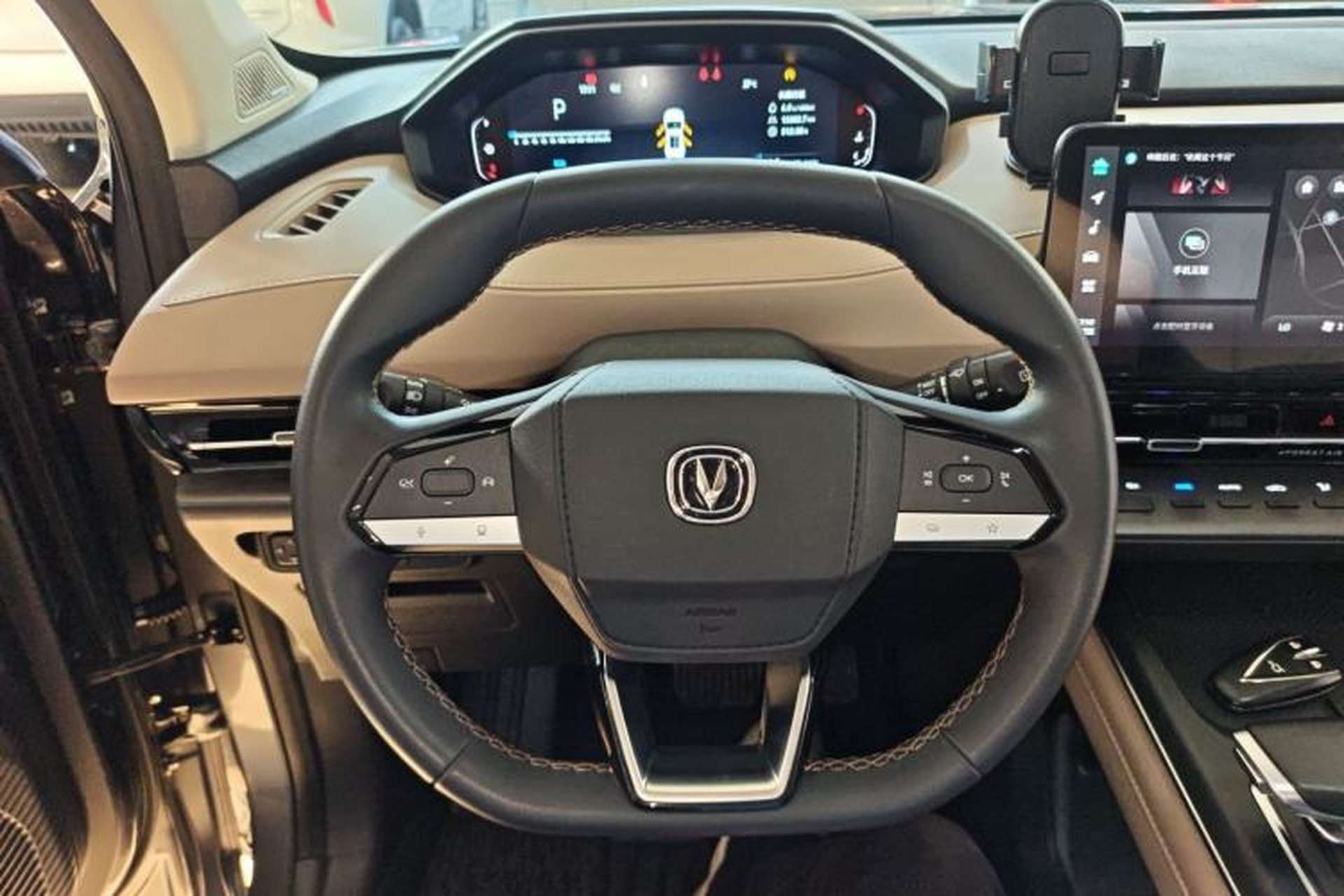 Used CHANGAN CS55PLUS 2022 2nd Generation 1.5T DCT Prestige Version Steering Wheel