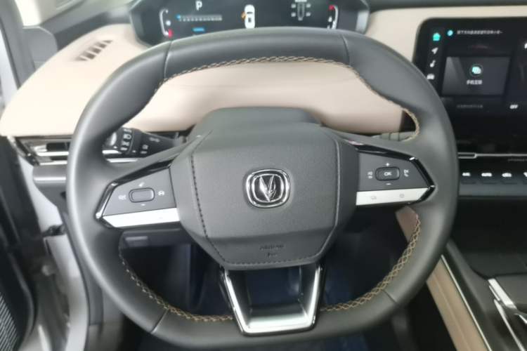 Used CHANGAN CS55PLUS 2022 2nd Generation 1.5T DCT Prestige Version Steering Wheel