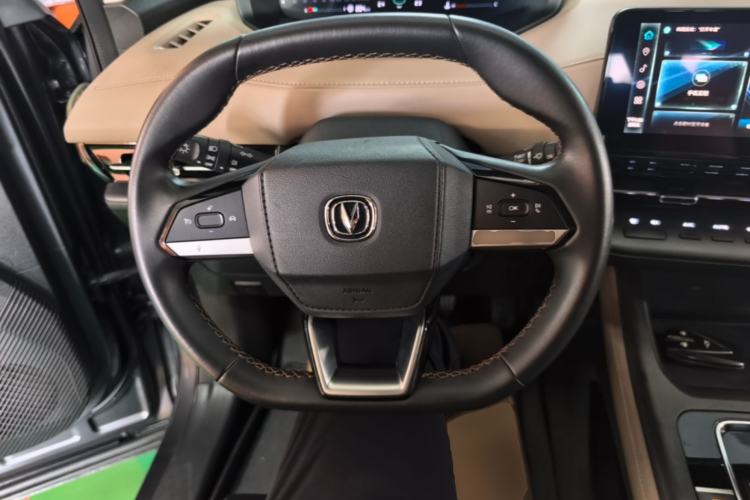 Used CHANGAN CS55PLUS 2022 2nd Generation 1.5T DCT Luxury Version Steering Wheel