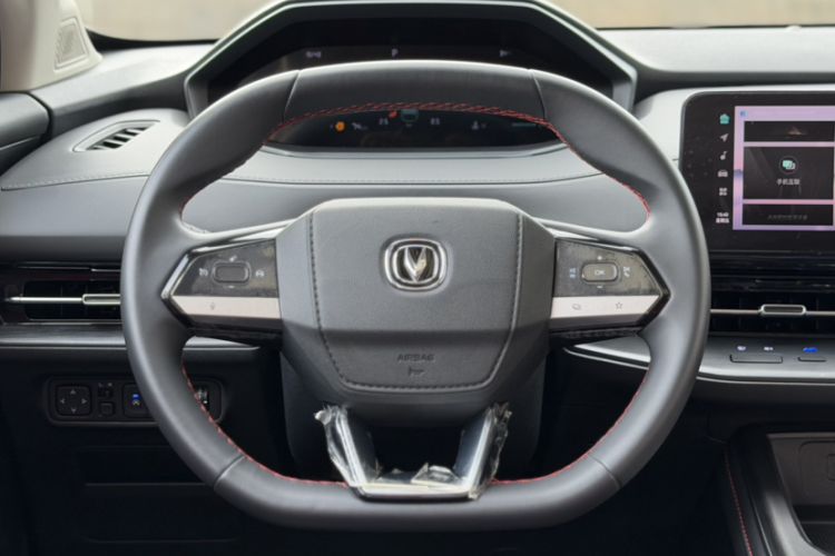 Used CHANGAN CS55PLUS 2022 Blue Whale Edition 1.5T DCT Luxury Model Steering Wheel
