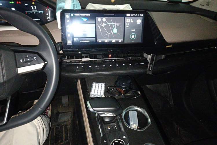 Used CHANGAN CS55PLUS 2022 2nd Generation 1.5T DCT Prestige Version Audio And AC Panel