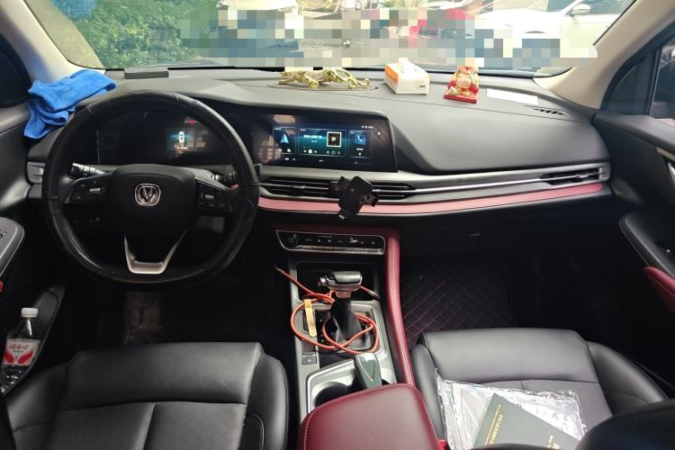 Used CHANGAN CS55PLUS 2022 Blue Whale Edition 1.5T DCT Luxury Model Center Console