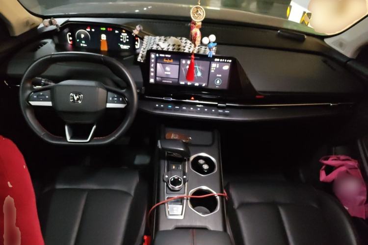 Used CHANGAN CS55PLUS 2022 2nd Generation 1.5T DCT Luxury Version Center Console